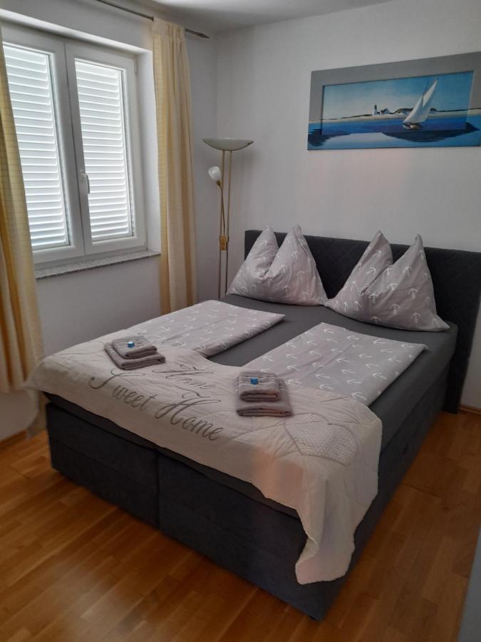 Apartment Adi Ровинь Экстерьер фото